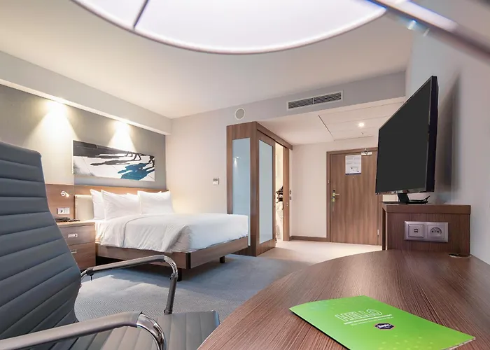 Готель Hampton By Hilton Warsaw Mokotow